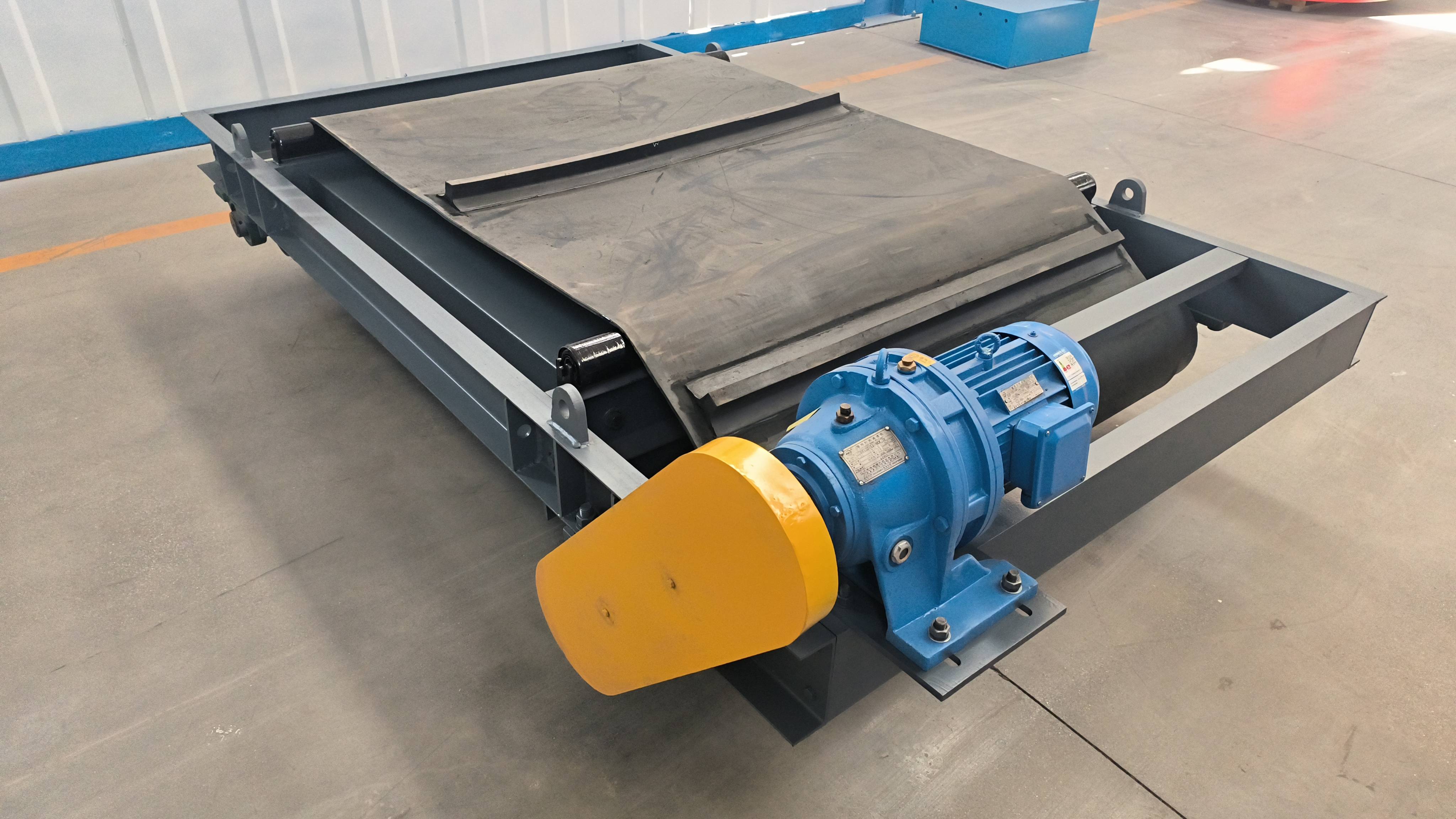  懸掛式永磁除鐵器